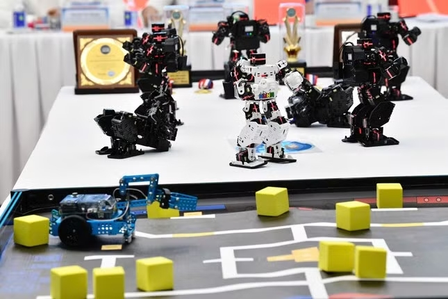 Ngày mai, chung kết Cuộc thi Vô địch Quốc gia STEM, AI và Robotics 2024